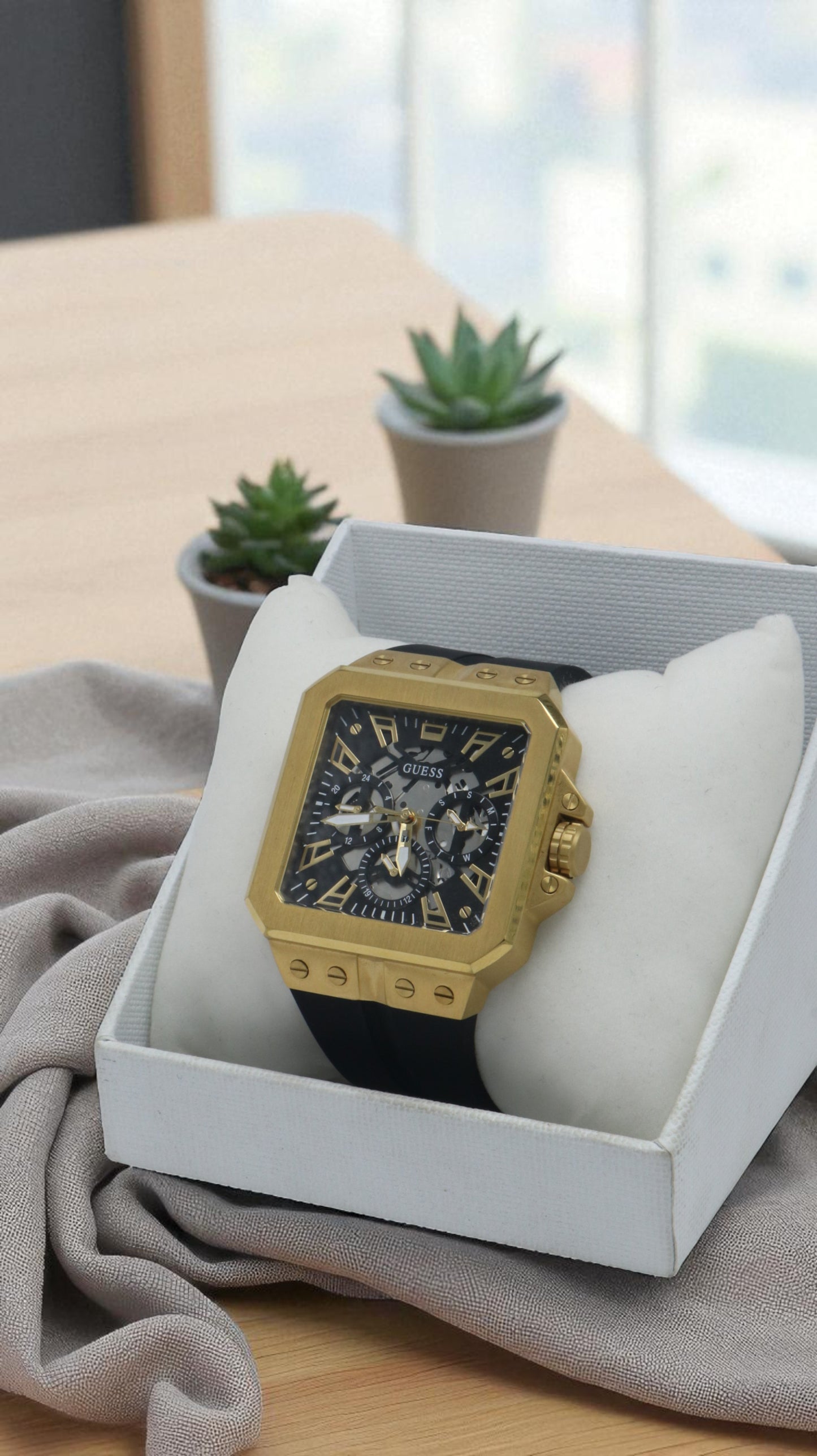 RELOJ GUESS