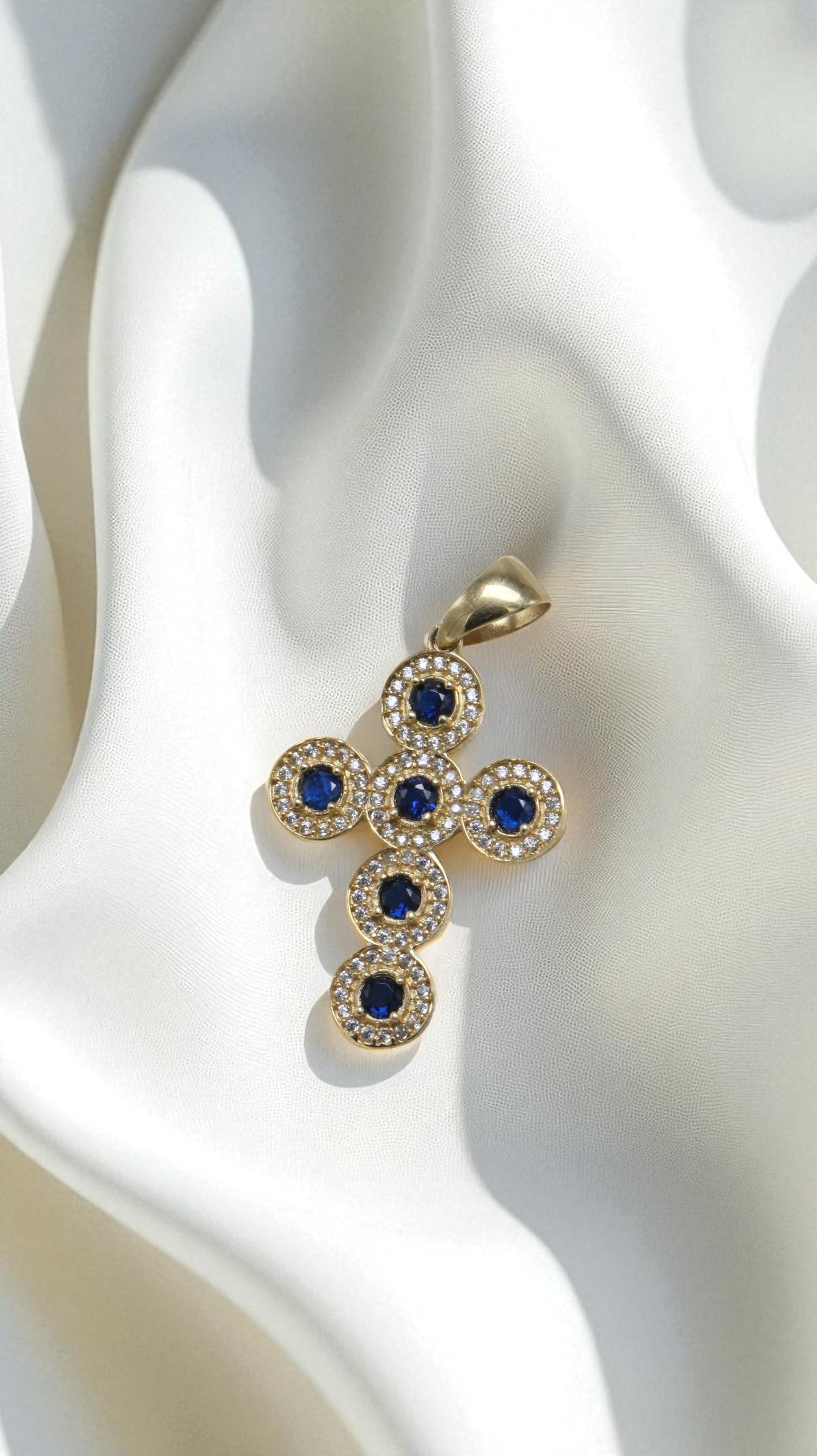 DIJE CRUZ CON CIRCONES / 4,6GR