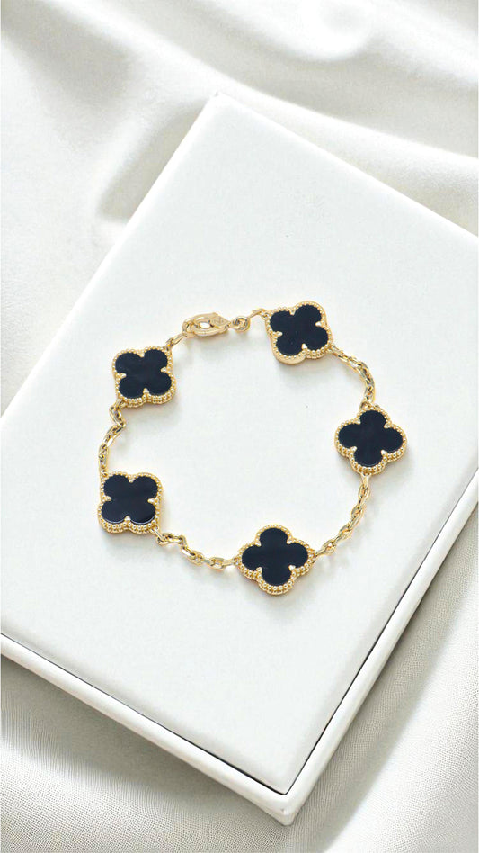 PULSERA V.C