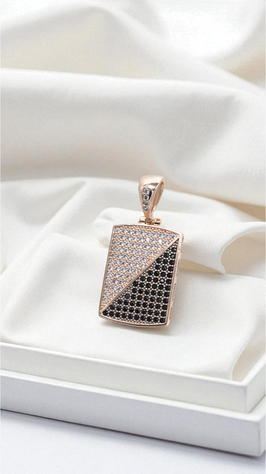 DIJE PLACA CON PIEDRAS / 3,8GR