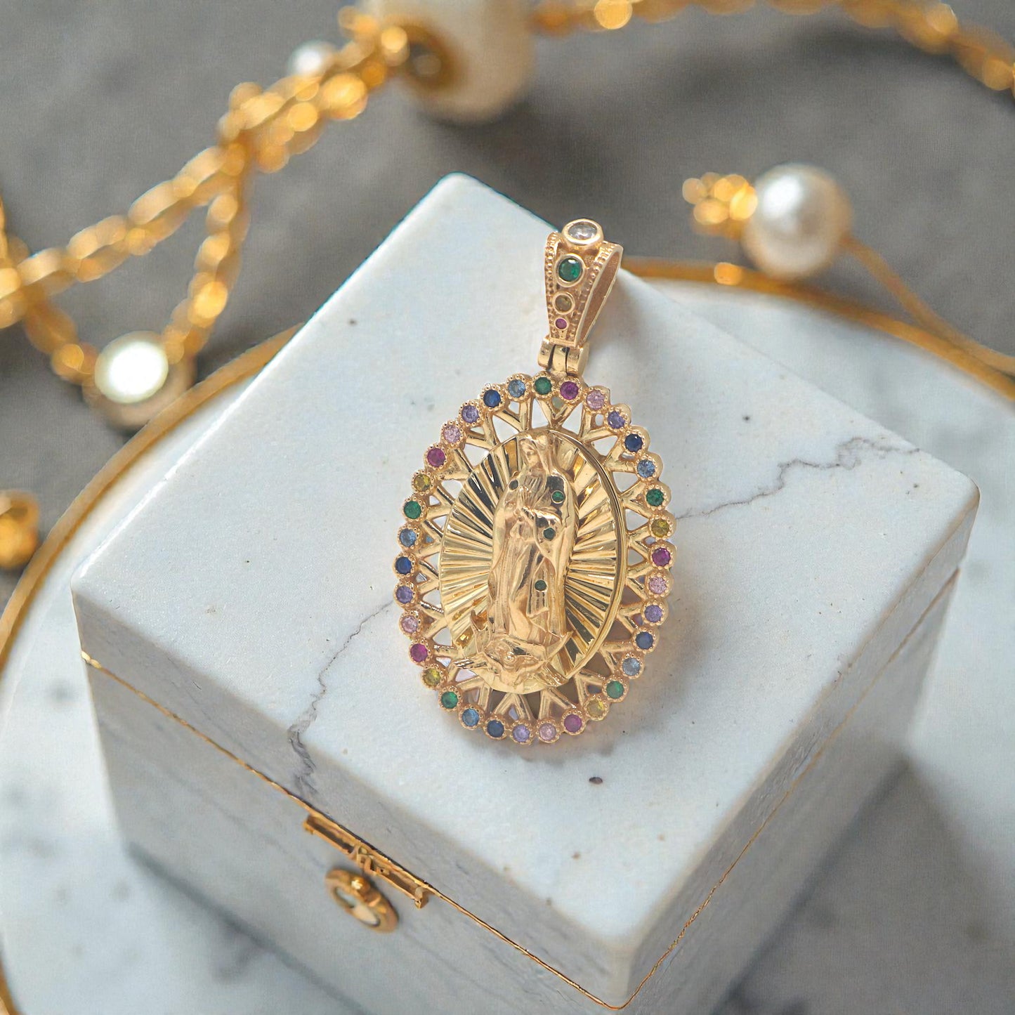 DIJE VIRGEN DE GUADALUPE 10,4GR